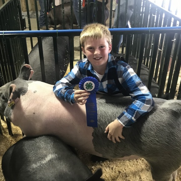 Manna Pro® Celebrates 4-H Partnership with Photo Sweepstakes and Fundraiser